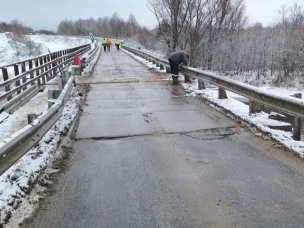 Главное управление автомобильных дорог уведомляет, что 25 и 26 декабря 2025 года с 11.00 до 12.30, с 13.00 до 14.30 и с 15.00 до 16.30 будут производится работы по замене плит на временном мосту через р. Теша с закрытием проезда