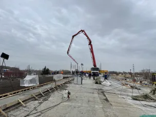 Готовность развязки на улице Циолковского в Нижнем Новгороде составляет почти 90%. На объекте ведется подготовка к укладке дорожной одежды