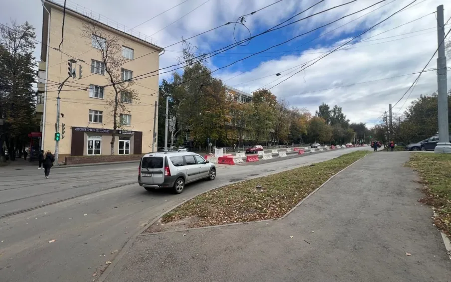 Ограничения для движения автомобильного транспорта сняты на участке улицы Ошарской от улицы Белинского до улицы Невзоровых