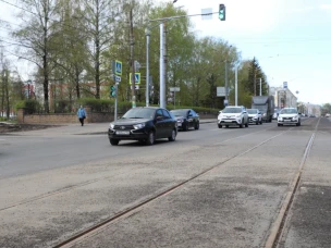 Полностью сняты ограничения движения транспорта после завершения реконструкции трамвайных путей на ул. Бекетова