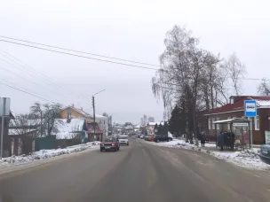 Дорожные службы Нижегородской области перешли на работу в режиме повышенной готовности. Будет проводиться цикличная очистка проезжей части до окончания снегопада с последующей обработкой асфальтобетонного покрытия песко-соляной смесью
