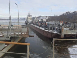 Работа парома организована в Павлове на время демонтажа наплавного моста
