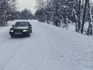Для жителей села Пустынь Нижегородской области вместо аварийного моста через реку Медведовку построен временный объезд