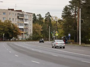 В Дзержинске завершен основной объем ремонтных работ по нацпроекту «Безопасные качественные дороги». В 2022 году на продолжение дорожного ремонта по нацпроекту «городу химиков» будет выделено свыше 124 млн рублей