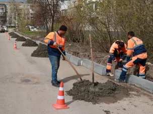 В Дзержинске стартовала ремонтная кампания в рамках нацпроекта «Безопасные качественные дороги». На ремонт муниципальных дорог в Дзержинске по нацпроекту будет направлено 124 млн рублей