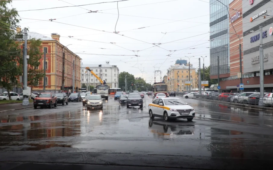 В Нижнем Новгороде завершены работы по замене трамвайных путей на пересечении улиц Белинского и Кулибина