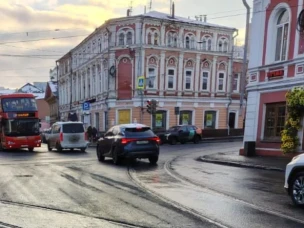 Движение транспорта открыли на трех перекрестках в центре Нижнего Новгорода в связи с завершением замены трамвайных путей